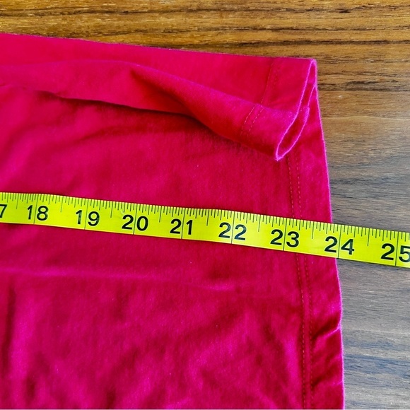 True Religion Embellished Red Fitted Short Sleeve T-Shirt Medium - Picture 7 of 7